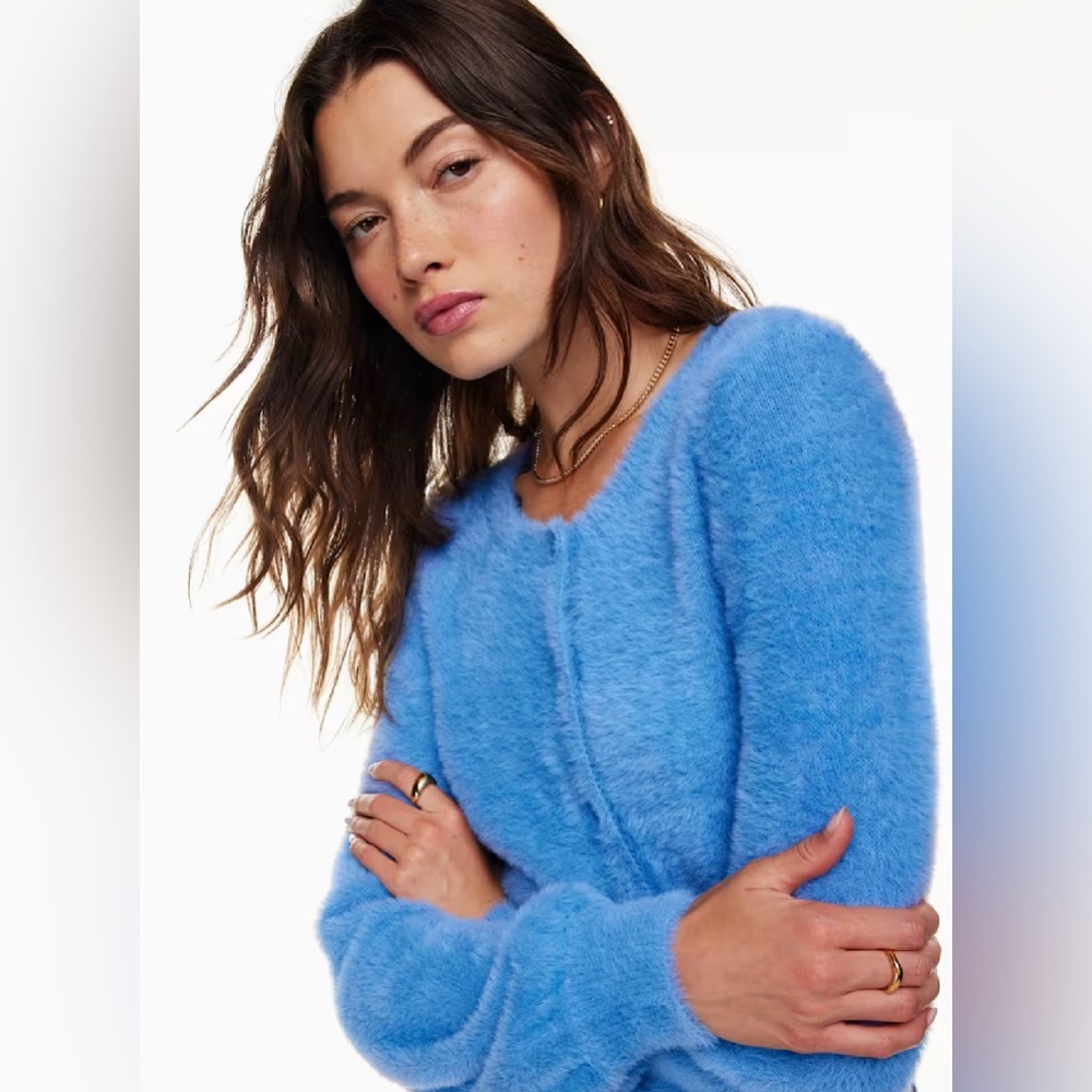 ARITZIA Sunday Best Cozy Blue Women's Cardigan size Large stretchy for great fit